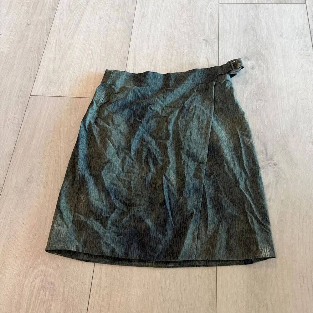 Lululemon Lab Lycra Stretch Adjustable D-Ring Wrap Skirt Size 2 Diffusion Sage